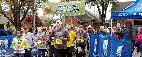 2018 Ryan's Run Runners at start